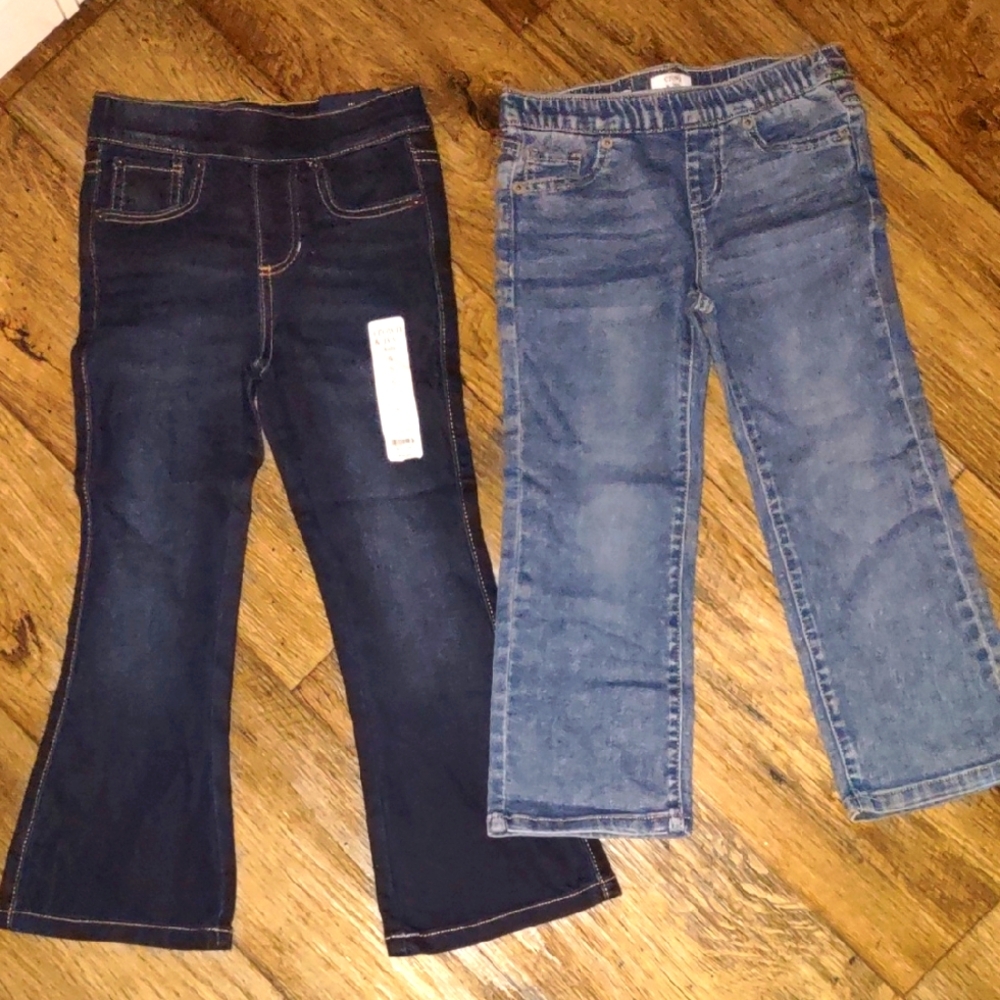 crown & ivy Kids Dark and Light Blue Jeans